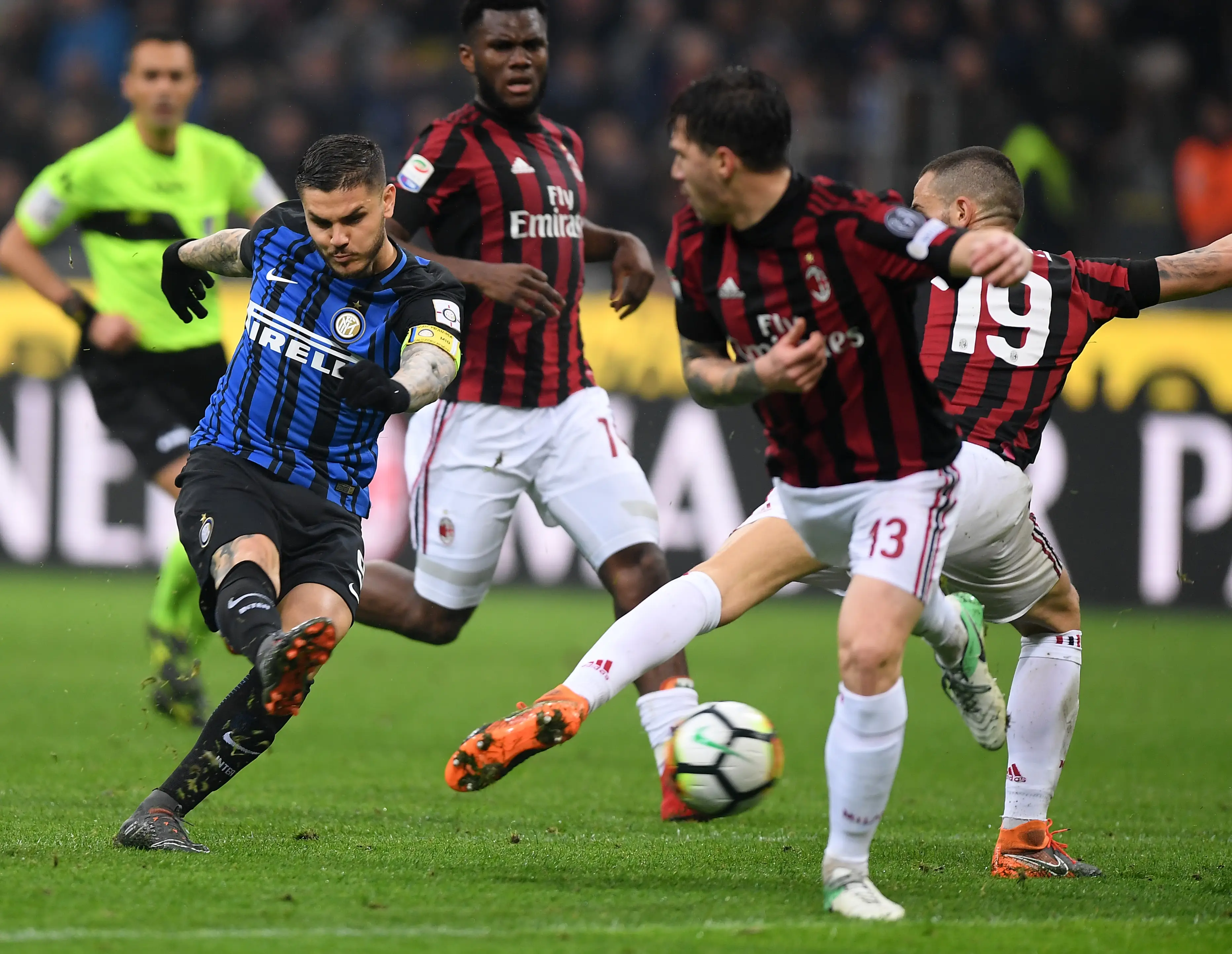 星空体育-森林狼主帅受伤